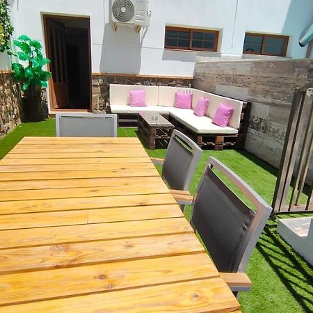 Escapada Delux Guest House ออสซา เด มอนเตียล ภายนอก รูปภาพ