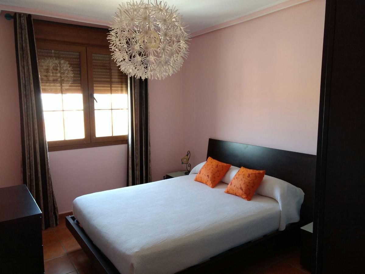 Escapada Delux Guest House ออสซา เด มอนเตียล ภายนอก รูปภาพ