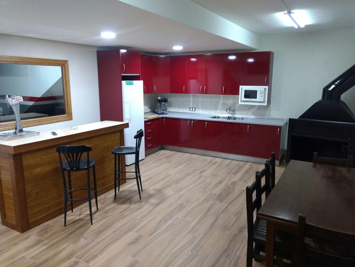 Escapada Delux Guest House ออสซา เด มอนเตียล ภายนอก รูปภาพ